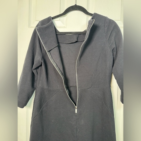 Talbots Black Textured Fit Flare Dress Size 8 Career Classic - Picture 6 of 6